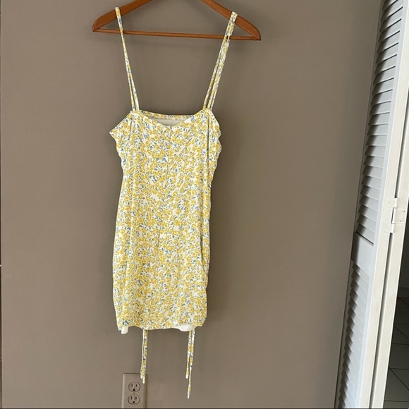 Floral Spaghetti Strap Dress in size Small - Picture 2 of 8